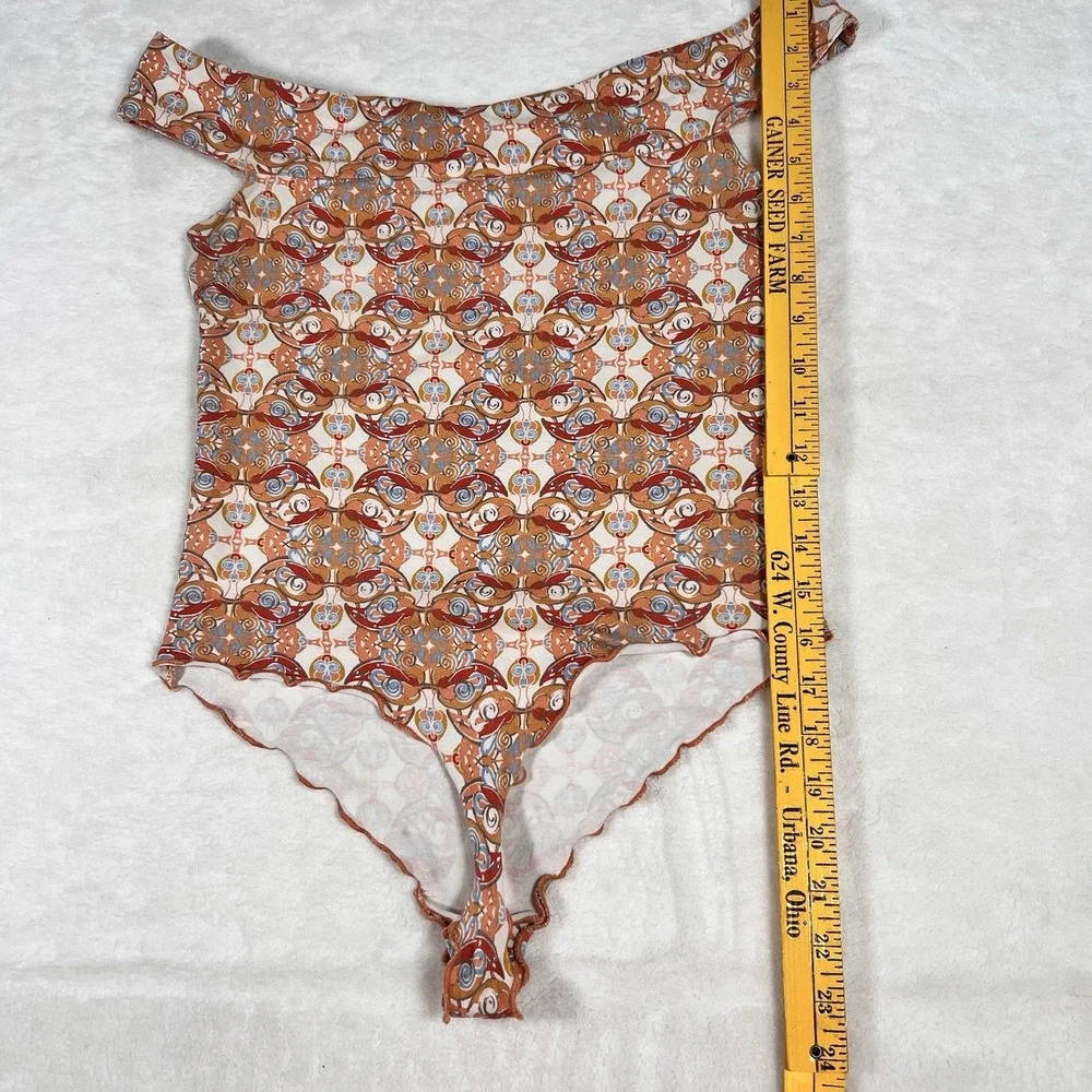 Free‎ People Womens Bardot-Neck Geo Off-Shoulder Bodysuit Medium Y2K Romantic